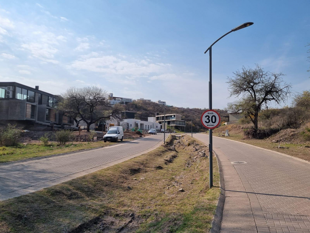 TERRENO EN LA DESEADA